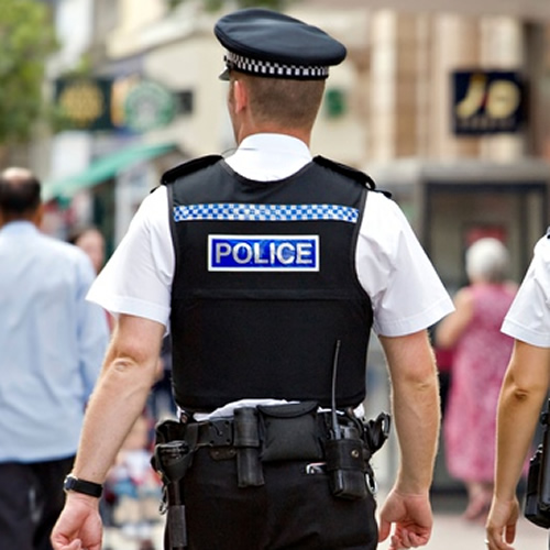 Two-police-officers-on-pa-012